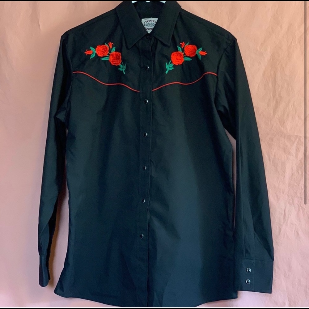 Country Charmers embroidered snap down shirt